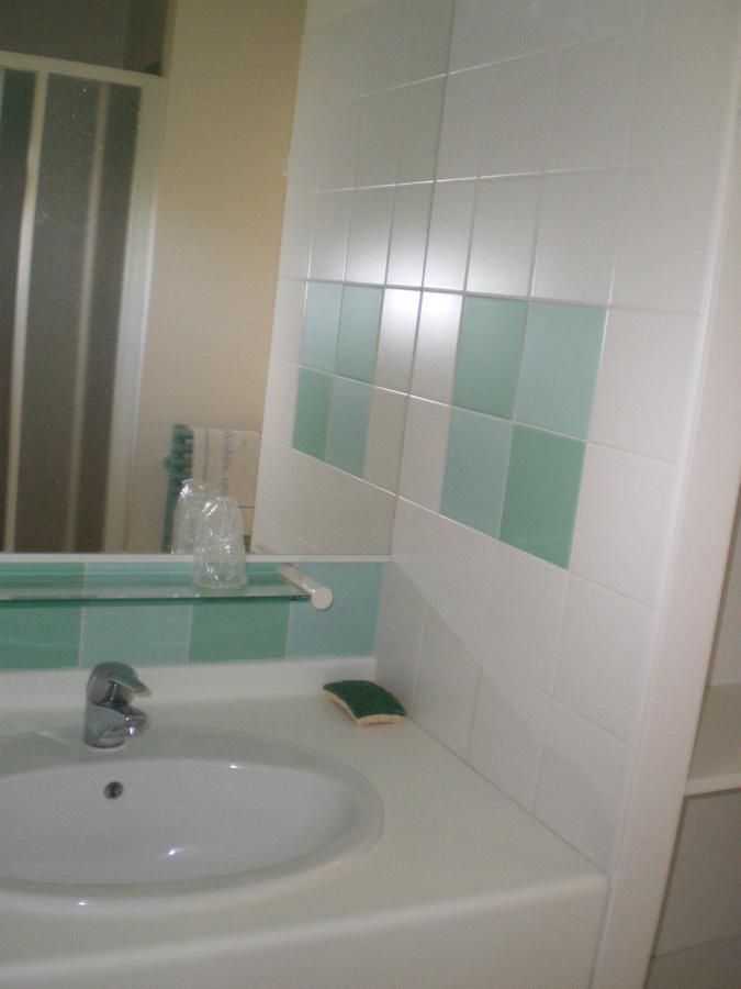 Azureva Tregunc Hotel Bagian luar foto